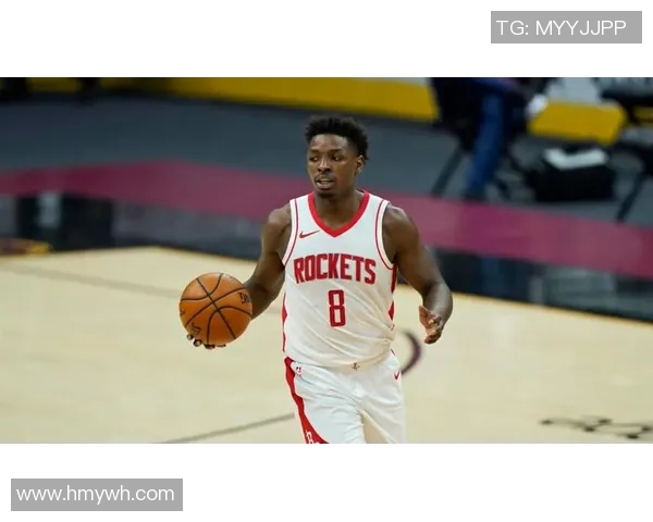 罗伯特-高登荣膺本赛季最佳阵容首发中锋